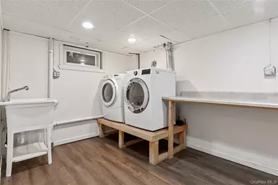 58 Roosevelt Avenue, Glen Head, NY 11545 - Photo 28