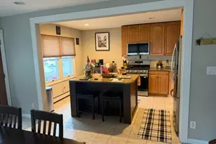 212 Gordon Ave, Carle Place, NY 11590 - Photo 2