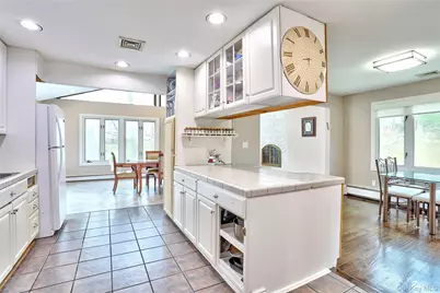 14 Montclair Avenue, Airmont, NY 10952 - Photo 14