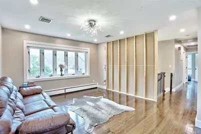 14 Montclair Avenue, Airmont, NY 10952 - Photo 6