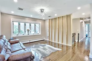 14 Montclair Ave, Airmont, NY 10952 - Photo 6