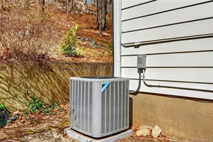 410 Decatur Ave, Peekskill, NY 10566 - Photo 38