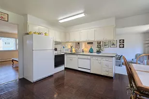 2069 Feuereisen Ave, Ronkonkoma, NY 11779 - Photo 4