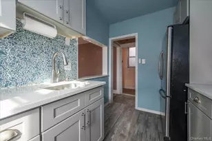 836 Edison Ave, Bronx, NY 10465 - Photo 18