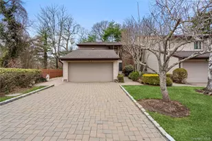 38 Maple Ct, Jericho, NY 11753 - Photo 32