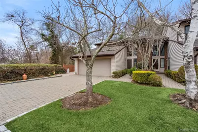 38 Maple Court, Jericho, NY 11753 - Photo 34