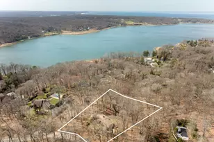 48 Farm Rd, Saint James, NY 11780 - Photo 2