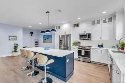 123 Jackie Court, Patchogue, NY 11772 - Photo 10