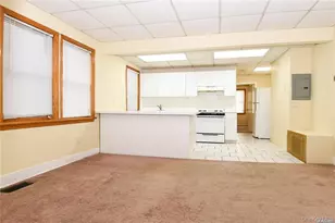 53 Thorman Ave, Hicksville, NY 11801 - Photo 2