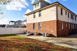 53 Thorman Ave, Hicksville, NY 11801 - Photo 8