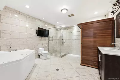5013 Oceania Street, Oakland Gardens, NY 11364 - Photo 20