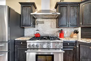 77 Hunt Ave, Pearl River, NY 10965 - Photo 10