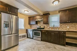 156 Bellevue Pl, Yonkers, NY 10703 - Photo 12