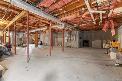 24 Wisteria Drive, Remsenburg, NY 11960 - Photo 32