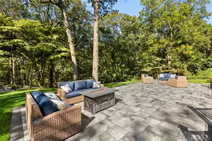 25 Pinoak Ln, Saint James, NY 11780 - Photo 28