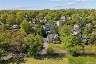 21 Country Club Ln, Pelham, NY 10803 - Photo 14