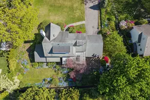 21 Country Club Ln, Pelham, NY 10803 - Photo 12