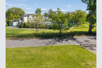 21 Country Club Lane, Pelham, NY 10803 - Photo 20