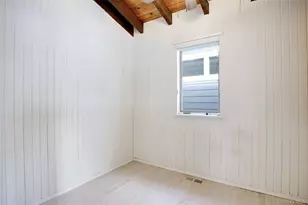 7502 W Shore Rd, Port Washington, NY 11050 - Photo 10