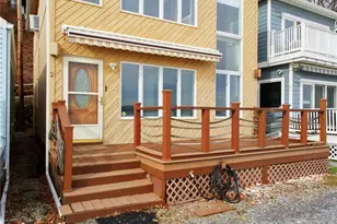 7502 W Shore Rd, Port Washington, NY 11050 - Photo 2