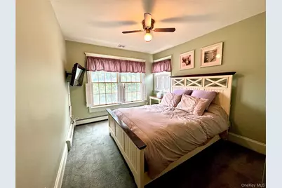 886 Sound Shore Road, Jamesport, NY 11901 - Photo 28