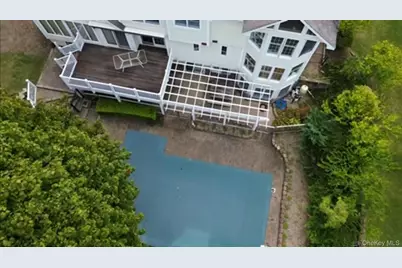 886 Sound Shore Road, Jamesport, NY 11901 - Photo 6