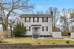 589 Acorn St, Deer Park, NY 11729 - Photo 2