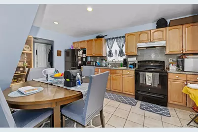 589 Acorn Street, Deer Park, NY 11729 - Photo 4