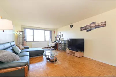 61-20 Grand Central Parkway #A1204, Forest Hills, NY 11375 - Photo 2