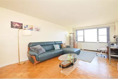61-20 Grand Central Parkway #A1204, Forest Hills, NY 11375 - Photo 2