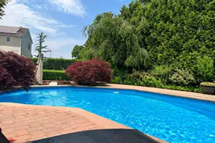 3935 Sound Ave, Riverhead, NY 11901 - Photo 6