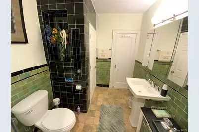 4705 189th Street, Flushing, NY 11358 - Photo 28