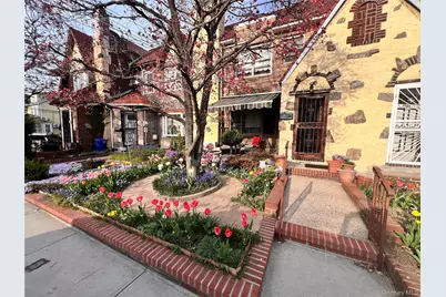 4705 189th Street, Flushing, NY 11358 - Photo 2