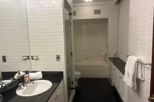 360 E 88th St, New York, NY 10128 - Photo 8