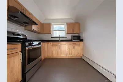 210-10 56th Avenue #2nd Fl, Bayside, NY 11364 - Photo 2