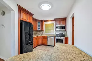 644 Broadway Rd, Bethpage, NY 11714 - Photo 6