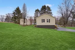 13 Kobelt Dr, Wallkill, NY 12589 - Photo 16