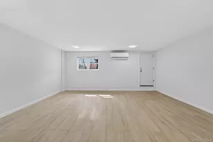 1060 E 228th St, Bronx, NY 10466 - Photo 10