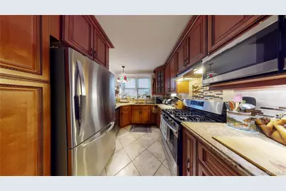 1625 Emmons Avenue #DD, Brooklyn, NY 11235 - Photo 8