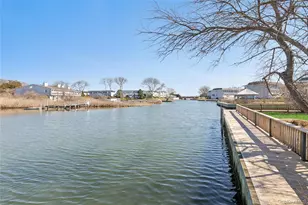 20 Mitchell Rd, Westhampton Beach, NY 11978 - Photo 36