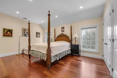 5 Old Field Lane, Great Neck, NY 11020 - Photo 18