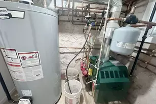 74-25 64th Pl, Ridgewood, NY 11385 - Photo 14