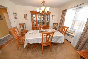 380 Doris Ave, Franklin Square, NY 11010 - Photo 8