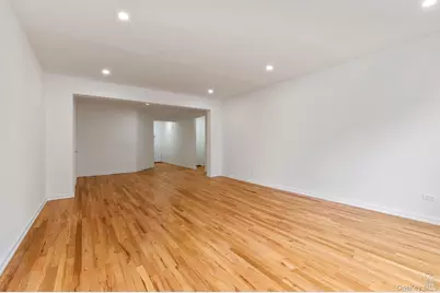 79-10 34th Avenue #4U, Jackson Heights, NY 11372 - Photo 6