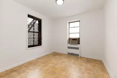 79-10 34th Avenue #4U, Jackson Heights, NY 11372 - Photo 18