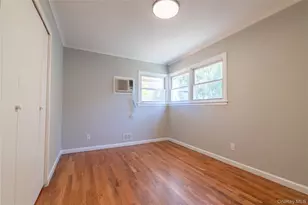 131 Ira Rd, Syosset, NY 11791 - Photo 10