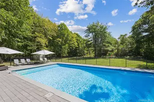 154 Kristine Estate (Montauk Hwy), East Moriches, NY 11940 - Photo 38