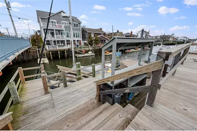 629 E Pine Street, Long Beach, NY 11561 - Photo 36