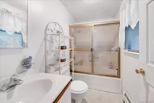 126 Patmore Ave, Yonkers, NY 10710 - Photo 10