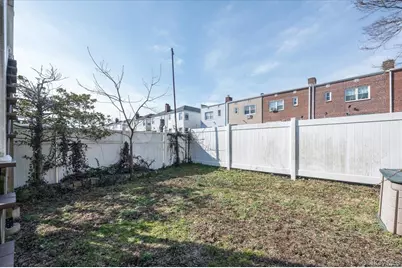 249 Quincy Avenue, Bronx, NY 10465 - Photo 24